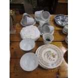 GROUP OF CHINA INCLUDING CROWN DUCAL SIDE PLATES AND COLCLOUGH SIDE PLATES