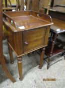 VICTORIAN MAHOGANY BEDSIDE CABINET, 42CM WIDE