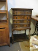 EARLY 20TH CENTURY OAK MUSIC CABINET, 51CM WIDE