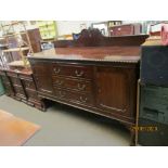 REPRODUCTION MAHOGANY SIDEBOARD, 152CM WIDE