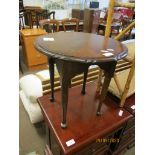SMALL CIRCULAR OCCASIONAL TABLE APPROX 41CM DIA