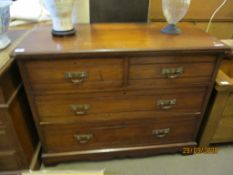 19TH CENTURY AMERICAN WALNUT CHEST OF FOUR DRAWERS