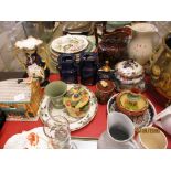 GROUP OF VARIOUS CERAMICS INCLUDING A JAM POT WITH BEE FINIAL, WEDGWOOD GREEN VASE, 19TH CENTURY