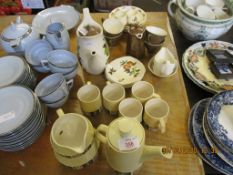 GROUP OF TEA WARES BY CARLTONWARE AND ROYAL DOULTON BUNNIKINS BOWLS AND EGG CUPS