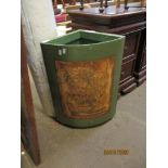 WOODEN LAUNDRY BIN