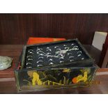 ORIENTAL JEWELLERY BOX WITH RINGS AND OTHER COSTUME JEWELLERY
