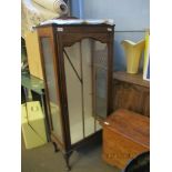 EARLY 20TH CENTURY OAK GLAZED DISPLAY CABINET, 57CM WIDE