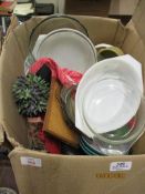 BOX OF VARIOUS CROCKERY AND PYREX SERVING DISHES