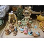 TRAY CONTAINING POTTERY ANIMALS BY PENDELFIN