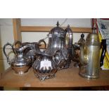 QUANTITY OF PLATED WARES INCLUDING COFFEE POT, TEA POT, HOT WATER JUG