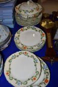 PART WOODS WARE NORFOLK PATTERN DINNER SERVICE COMPRISING DINNER PLATES, SIDE PLATES AND A TUREEN
