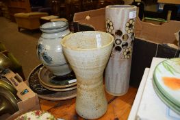 STUDIO POTTERY WARES INCLUDING A VASE STAMPED VELLOW SOMERSET, LARGE DISH AND TWO OTHERS