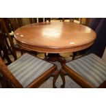 VICTORIAN CIRCULAR PEDESTAL DINING TABLE, 104CM DIAM