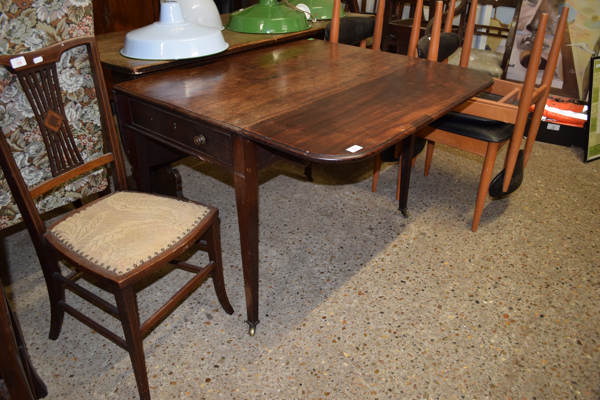 19TH CENTURY MAHOGANY PEMBROKE TABLE, 101CM WIDE