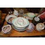 QUANTITY OF CERAMICS INCLUDING CROWN DEVON TEA POT, MAJOLICA TYPE VASE ETC