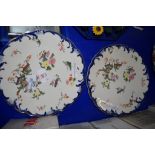 PAIR OF PLATES WITH ORIENTAL DESIGN