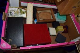 BOX CONTAINING VARIOUS BOXES, COSTUME JEWELLERY AND WHITEFRIARS CRYSTAL BOWLS