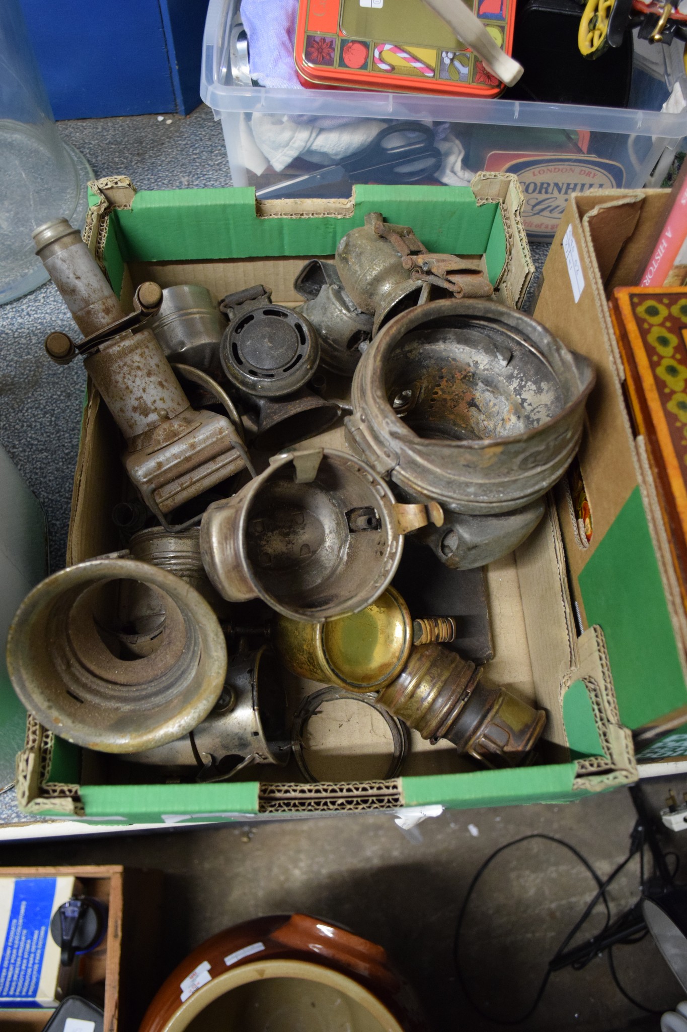BOX CONTAINING VARIOUS METAL SPARES FOR LAMPS ETC