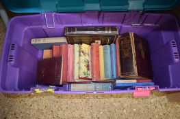 BOX CONTAINING VARIOUS BOOKS