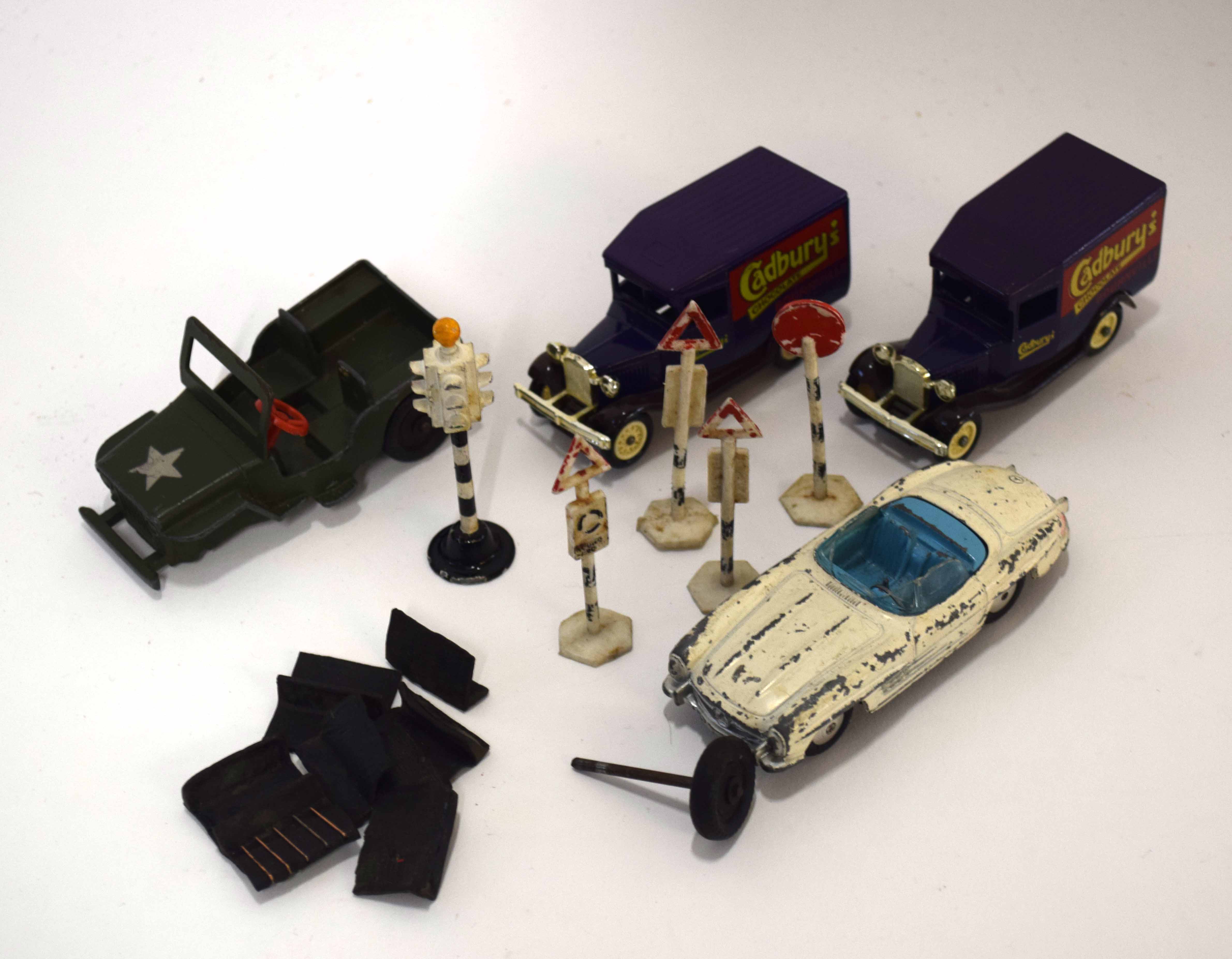 Quantity of 1950s Dinky vehicles to include Dunlop van, Kodak Cameras van, Foden trucks and group of - Image 2 of 2