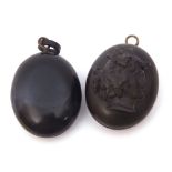 Mixed Lot: Victorian vulcanite oval locket applied with a profile of a classical lady, together with