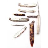 Mixed Lot: three mother of pearl and silver bladed folding fruit knives, two mother of pearl cased