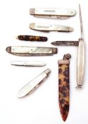 Mixed Lot: three mother of pearl and silver bladed folding fruit knives, two mother of pearl cased