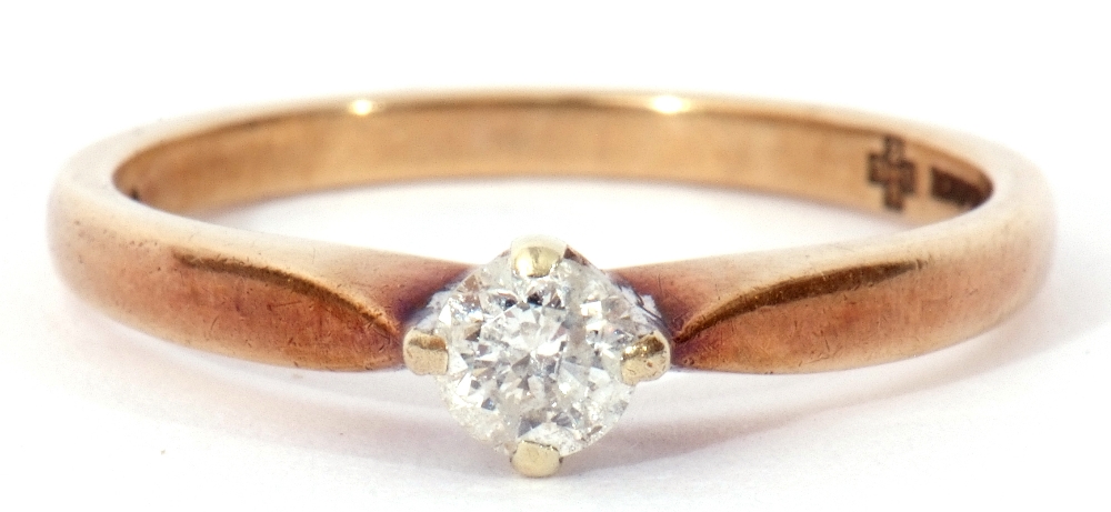 9ct gold solitaire diamond ring, the brilliant cut diamond 0.25ct approx, cardinal set and raised - Image 3 of 10