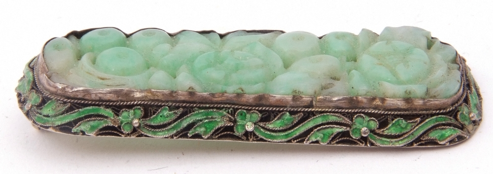 Chinese carved jade and enamel brooch, carved with a floral panel and framed in an enamel - Image 2 of 3