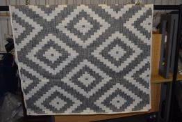 Bougari Malta Rug in Gray/Creme, Size 120 x 170 cm, RRP £56.99