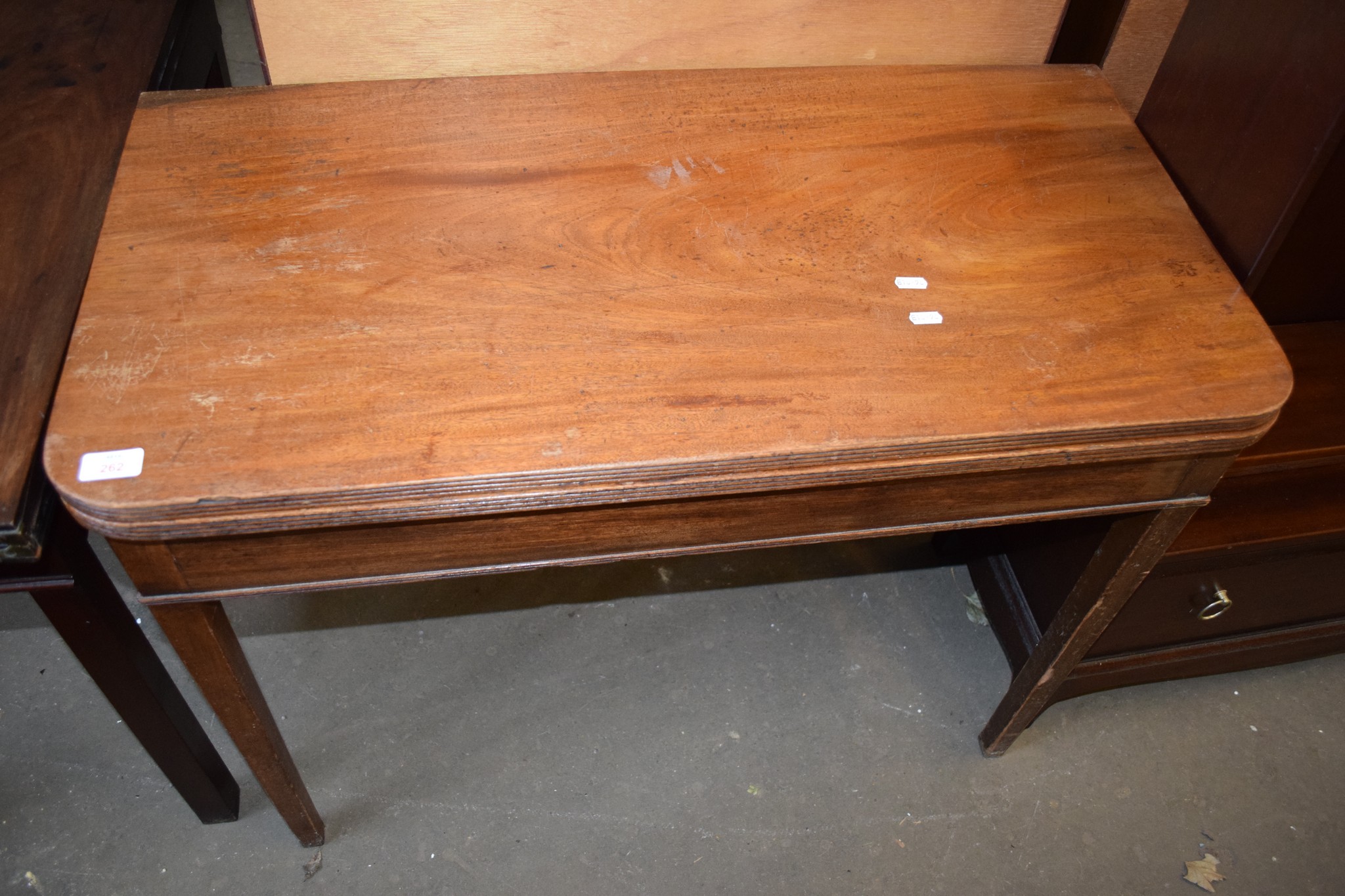 EARLY 19TH CENTURY MAHOGANY TEA TABLE, PLAIN FRIEZE AND TAPERING SQUARE SUPPORTS, 92CM WIDE