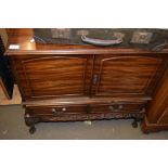 MAHOGANY RECORD CABINET, 75CM WIDE