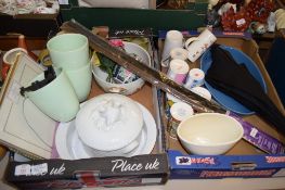 TWO BOXES OF VARIOUS CERAMIC ITEMS