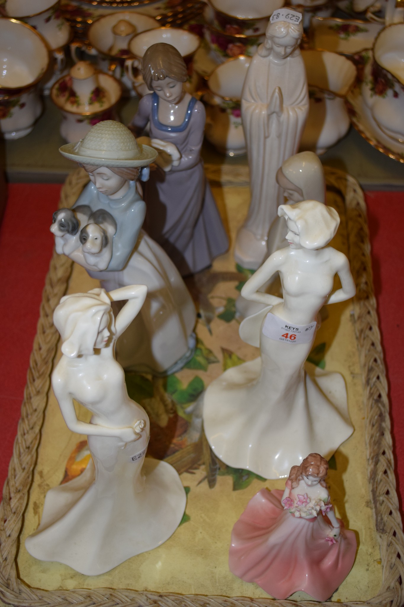 TRAY CONTAINING SERIES OF PORCELAIN FIGURINES INCLUDING COALPORT, TRANQUIL DREAMS, COALPORT TRANQUIL