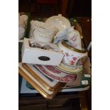 BOX CONTAINING CERAMIC ITEMS INCLUDING VASES, FRUIT BOWLS