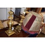 TWO REPRODUCTION BRASS AND GILDED TABLE LAMPS, BOTH APPROX 48CM HIGH