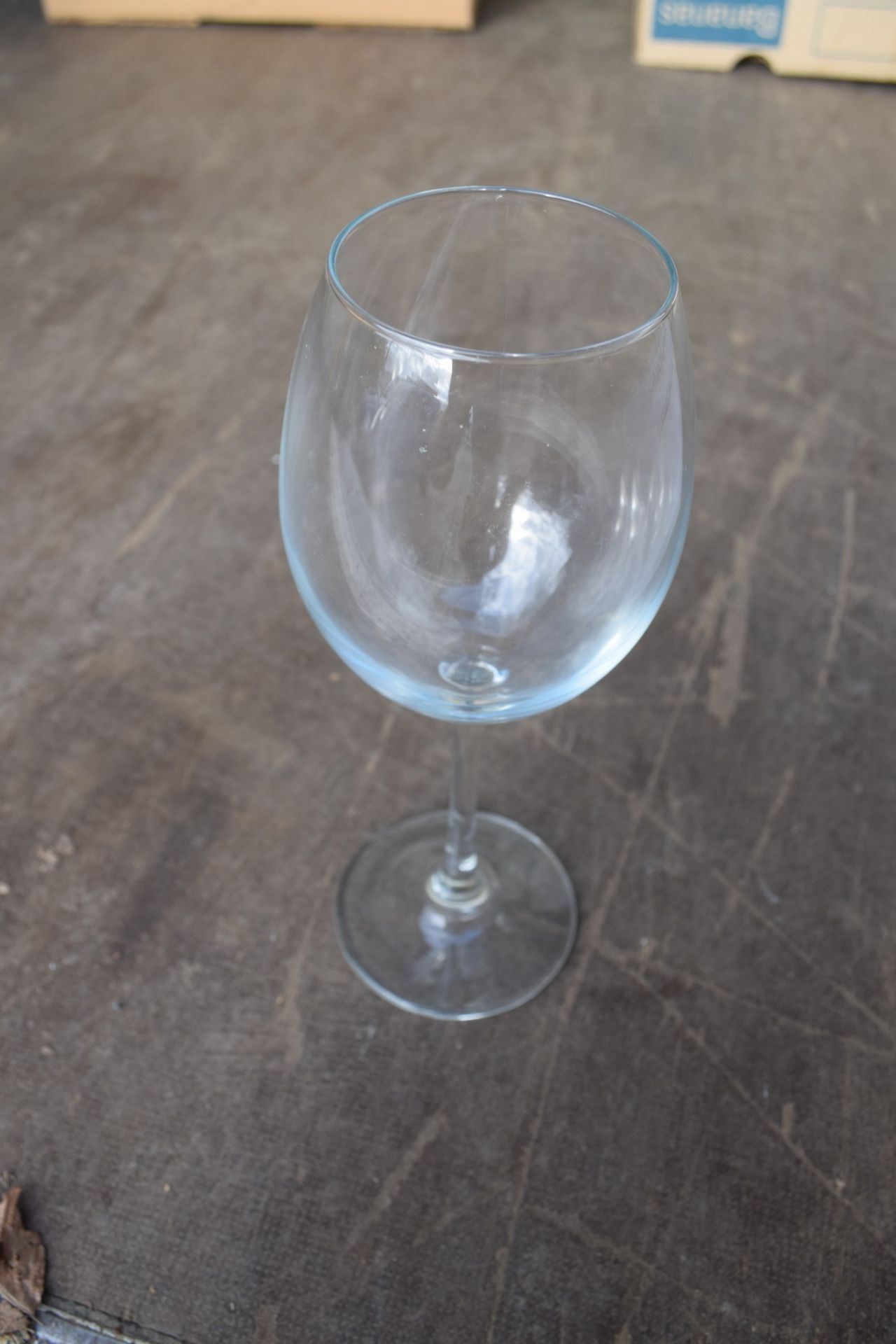 Box: 10 Wine Glasses. - Image 2 of 2
