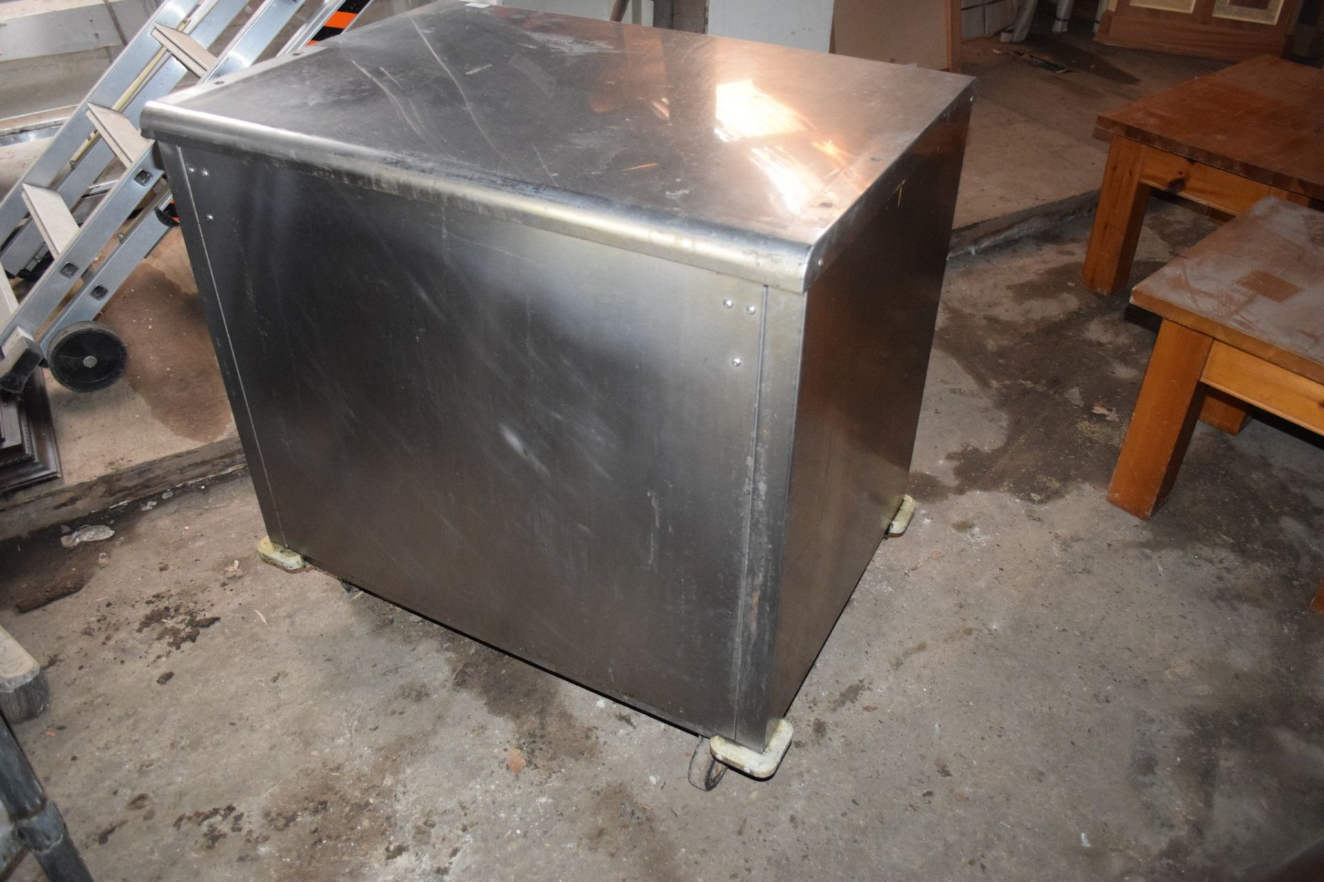 Stainless steel electric Heated Cupboard. - Image 4 of 5