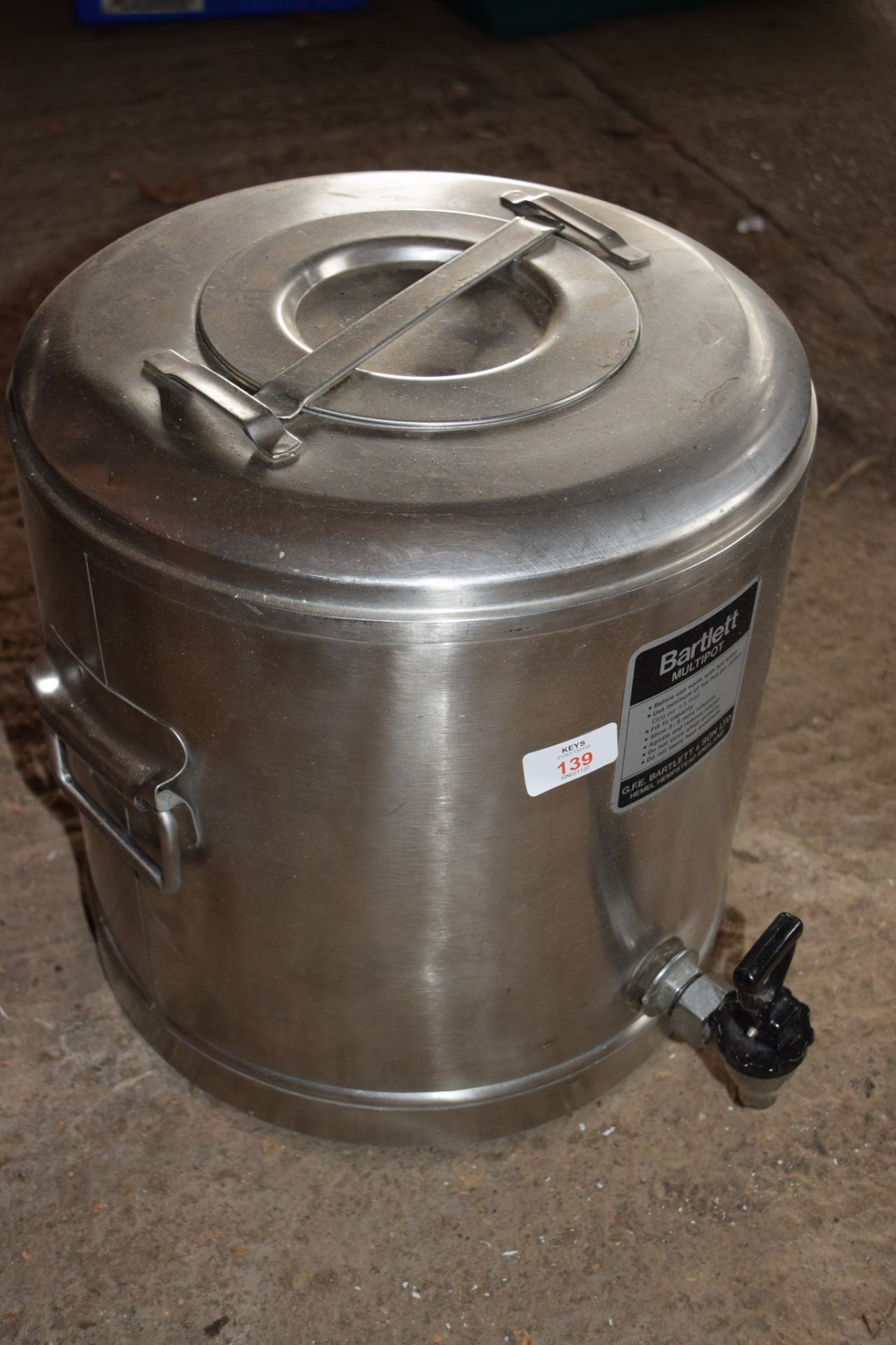 Bartlett Multipot Tea Urn.