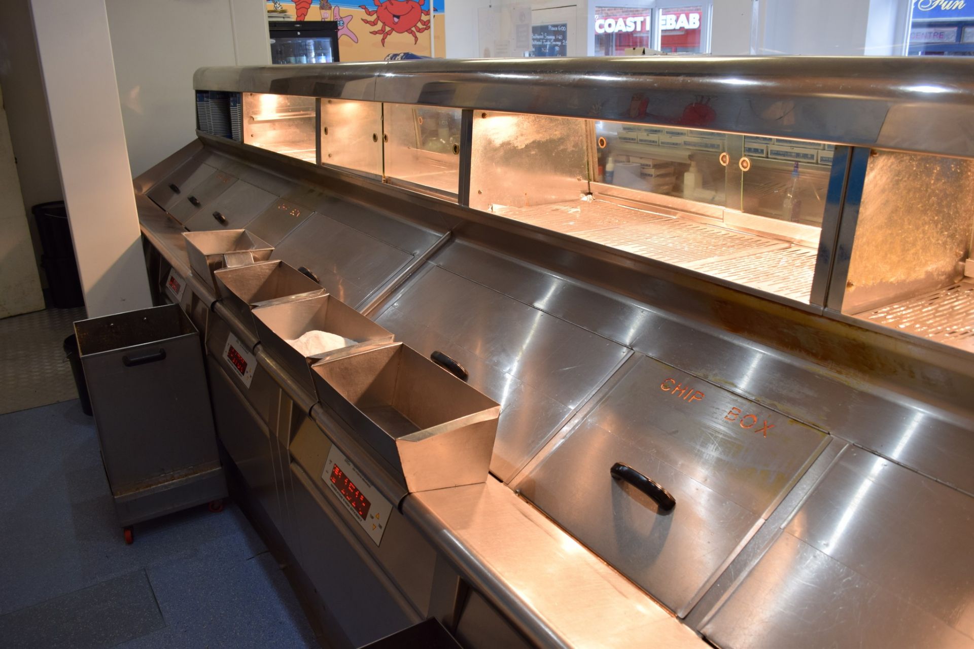 Hopkins Fish & Chip Frying Range, comprising 5 x pans, 3 x Bain Marie, 3 x Chip Boxes/Scuttles, plus - Image 17 of 25