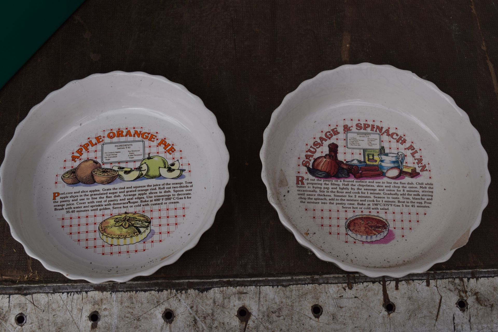 Crate: qty novelty Pie Dishes - Image 2 of 2