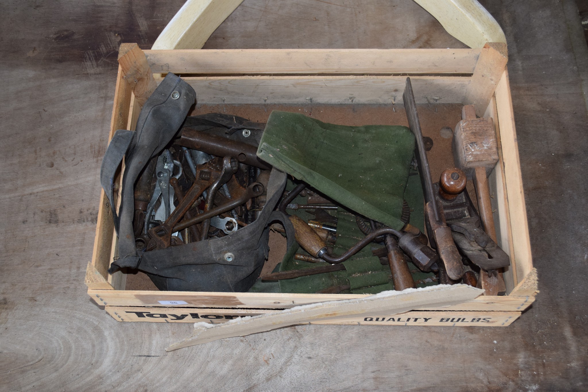 BOX CONTAINING QUANTITY OF VARIOUS CARPENTERS TOOLS, SPANNERS ETC