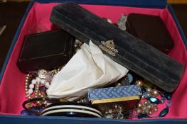 BOX CONTAINING COSTUME JEWELLERY