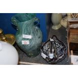 GROUP OF ART GLASS WARES INCLUDING A MURANO MODEL OF A SWAN WITH MURANO STICKER TO SIDE