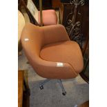 MODERN OFFICE SWIVEL CHAIR