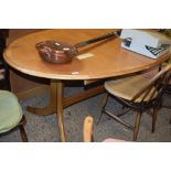 MODERN OVAL DINING TABLE, 157CM LONG