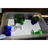 SMALL PLASTIC BOX CONTAINING GLASS EYE BATHS
