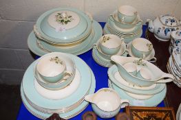 GROUP OF TEA AND DINNER WARES