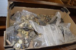 BOX OF VARIOUS DOOR FURNITURE, ESCUTCHEONS, METAL WARE ETC