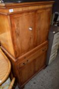 MODERN YEW EFFECT COCKTAIL CABINET WITH BRUSHING SLIDE, DRAWER AND CUPBOARD UNDER, 75CM WIDE